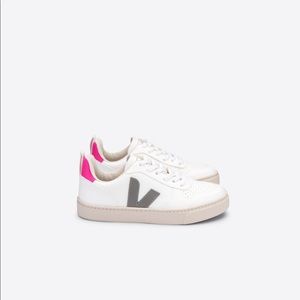 V-10 Lace-Up Sneaker